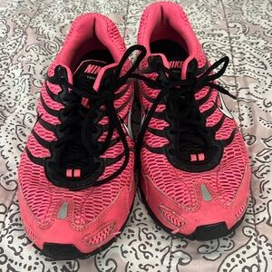 Nike Air Max Torch 4 size 8.5 women’s hot pink